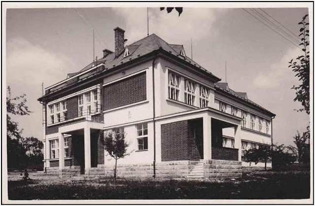 Měšťanská škola